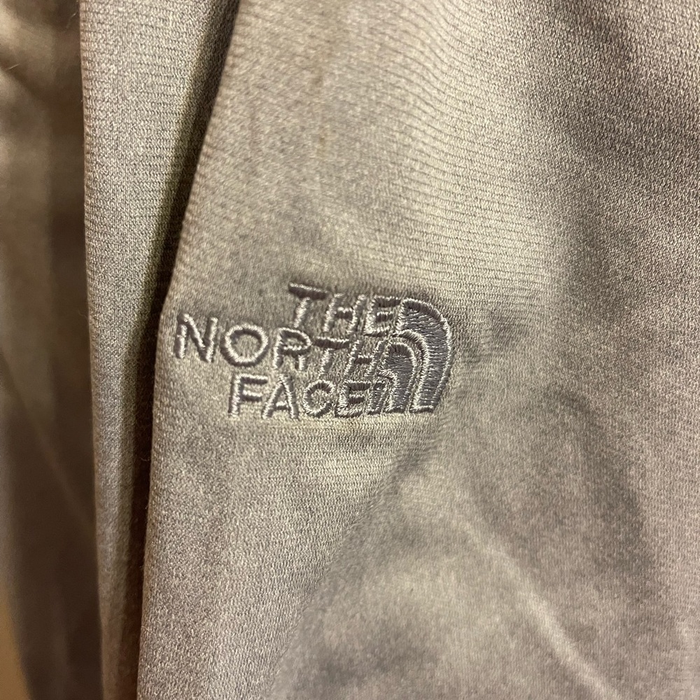 NWT Women’s THE NORTH FACE L Tech 1/4 Zip Fleece Jacket Yale Logo - Picture 5 of 6